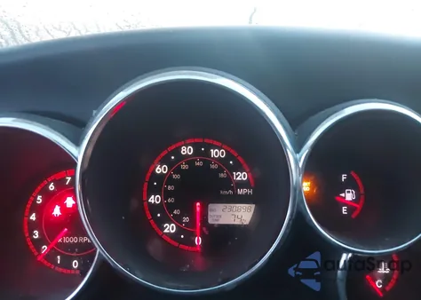 2005 Toyota Matrix Xr из США, поврежденный, VIN 2T1KR32E85C426878